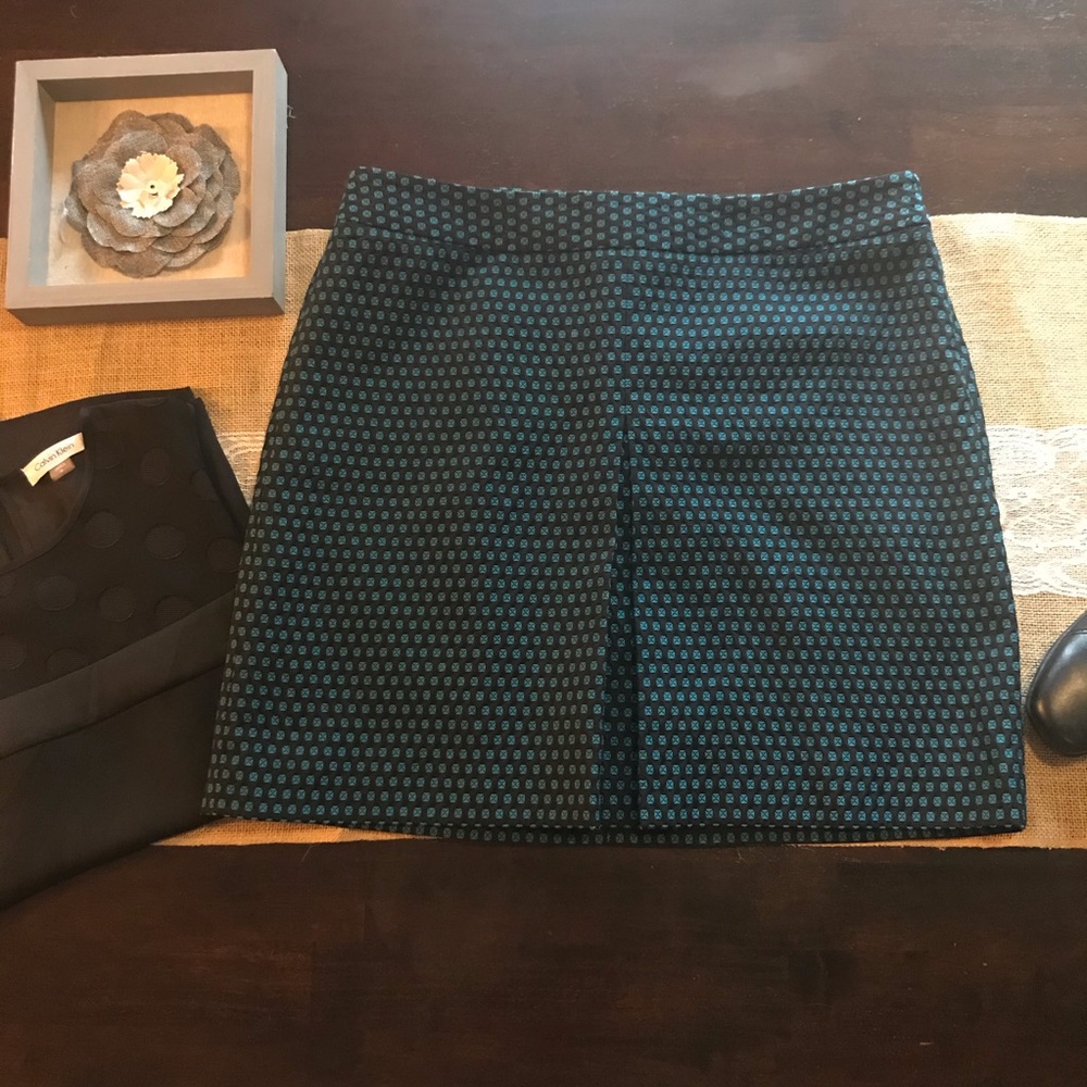Ann Taylor LOFT Geometric Print Skirt - 14P - EUC